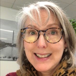 Meet your Posher, Ellen